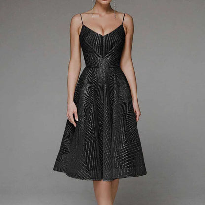 Linde™ - Elegant dress with open back