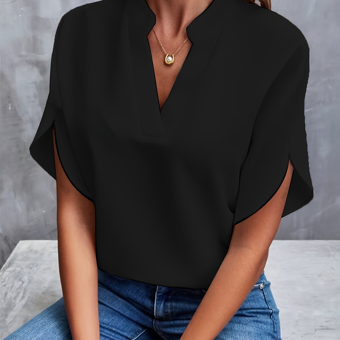 Jade - Elegant Blouse